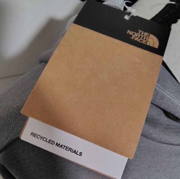 NWT The North Face Wander Sun Hoodie Ladies Large Gray Lightweight CURRENT STYLE - Picture 7 of 7